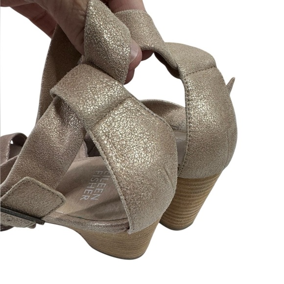 Eileen Fisher gold fabric strappy heel sandals 7 - Picture 6 of 7